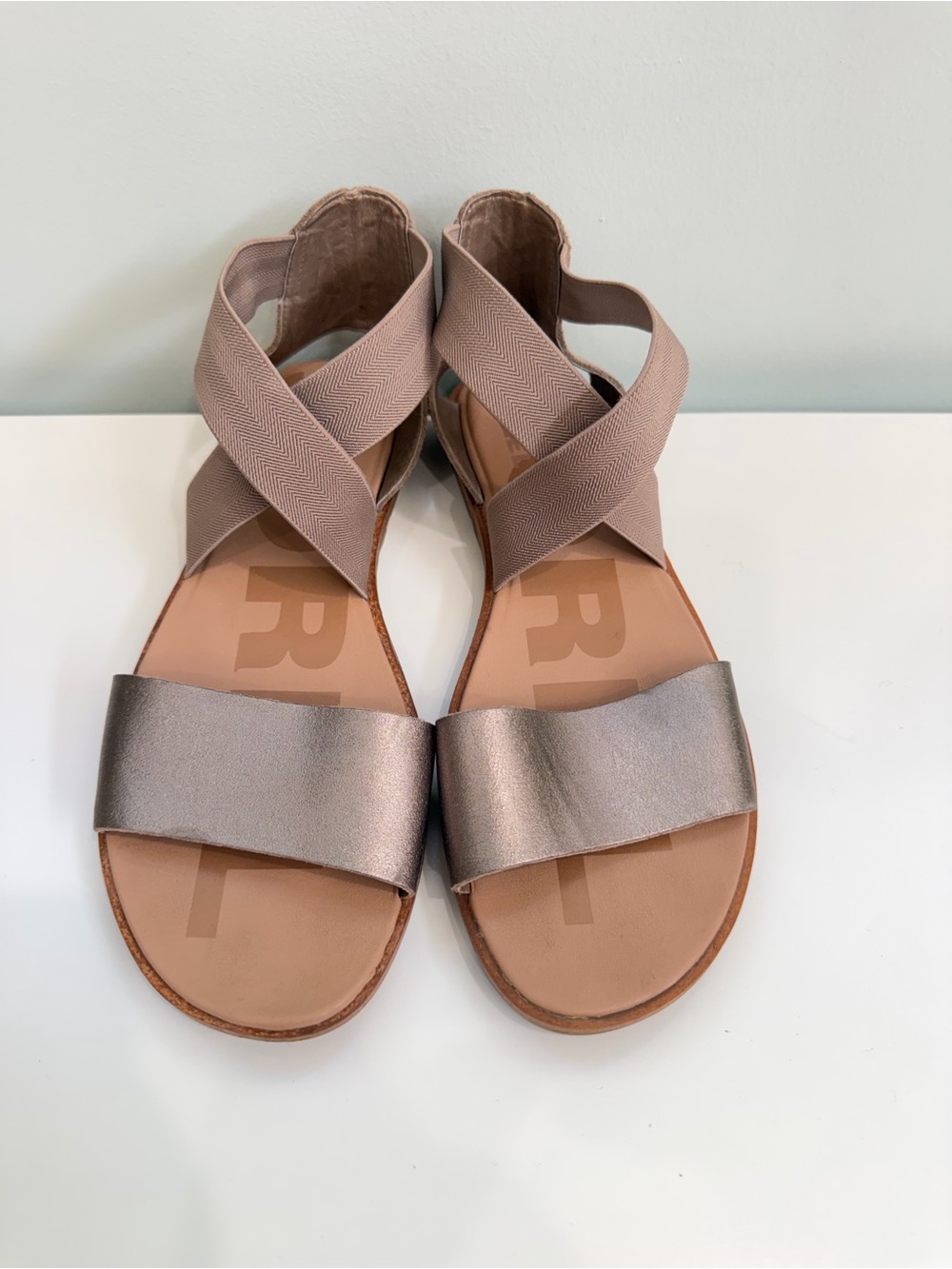Sorel Womens Ella Sandals 9.5 Metallic Taupe Bronze Strappy Suede Shoes